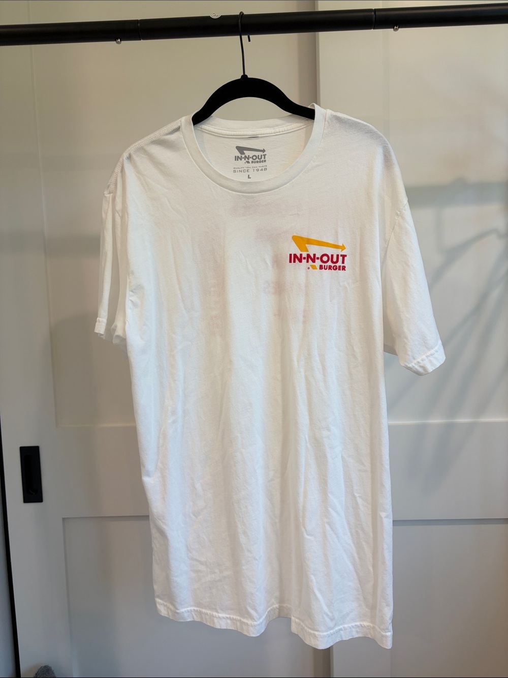 In-N-Out Burger Men's White Logo Short Sleeve Tee (NEW)